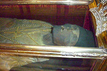 Moaștele Sfântului Ierarh Dionisie