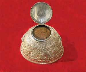 Sfântul cap făcător de minuni al Cuviosului Antim Aghiananitul